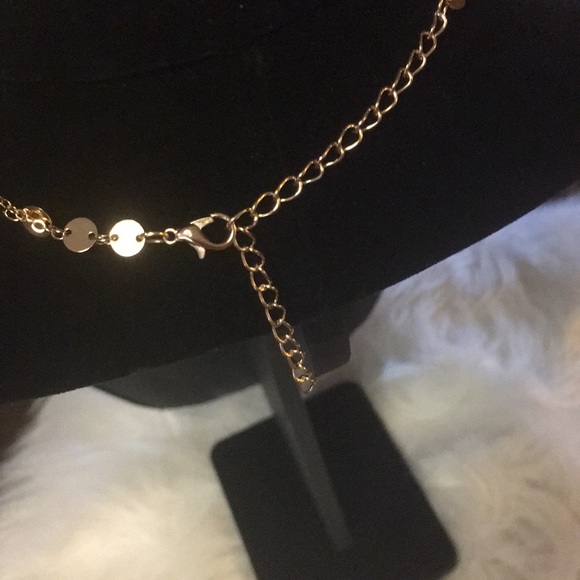 Dainty 2 layer gold choker necklace - Picture 4 of 5